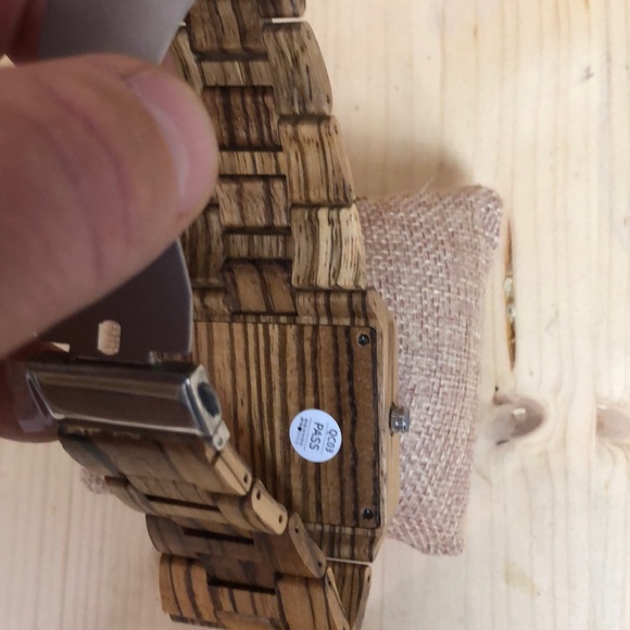 Real wood watch - Picture 5 of 5
